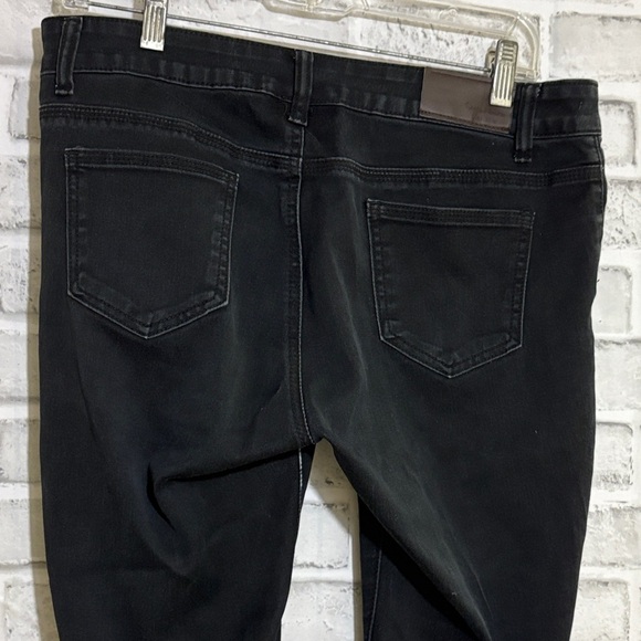 Costa Blanca women’s Black Skinny Jeans, size 31 - Picture 10 of 10